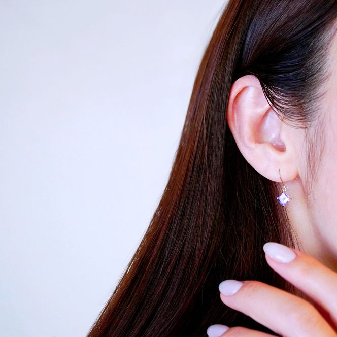 【ジュエリー】K10 イエローゴールド アメシスト 揺れる ピアス 保証書付 SE-2851 242-005-b