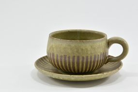 京焼「新羅釉木賊紋コーヒー碗・皿」(ピスタチオグリーン)1セット〈コーヒーカップ ティーカップ 京焼 手作り カップ お皿 セット 食器 陶器 工芸品 新羅釉 木賊紋〉 茶碗 