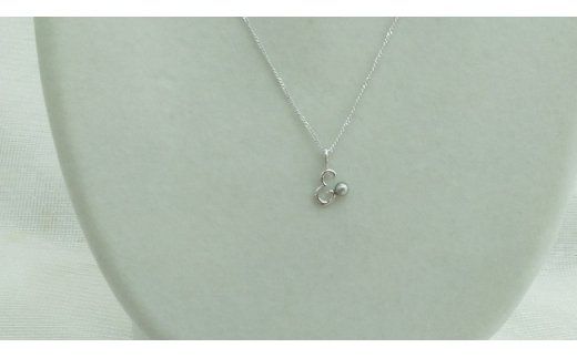 J-96E伊勢志摩あこや本真珠SV製イニシャルペンダント(E)