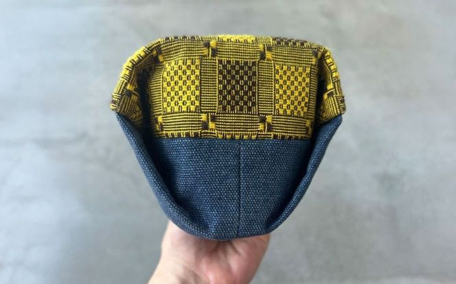 ヤシラミ花織 ワインバッグ 格子モダン (水色・黄焦茶織物) ボトルバッグ ワインケース ワインクーラー 保冷 おしゃれ 沖縄市 / FABRIC SHOP MINAMI[BCCS003-01]