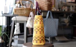 経浮花織 ワインバッグ 葡萄 (青色・黄色織物) ボトルバッグ ワインケース ワインクーラー 保冷 おしゃれ 沖縄市 / FABRIC SHOP MINAMI[BCCS003-03]