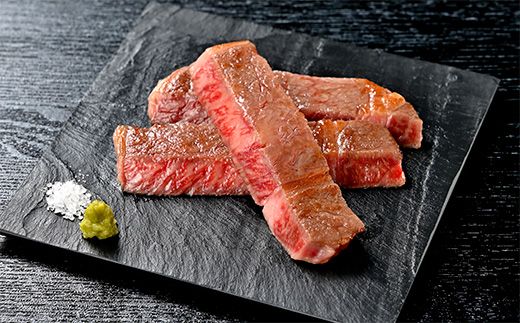 【4等級以上】近江牛 ステーキ用肩ロース【720ｇ（180g×4枚)】【AB46W】