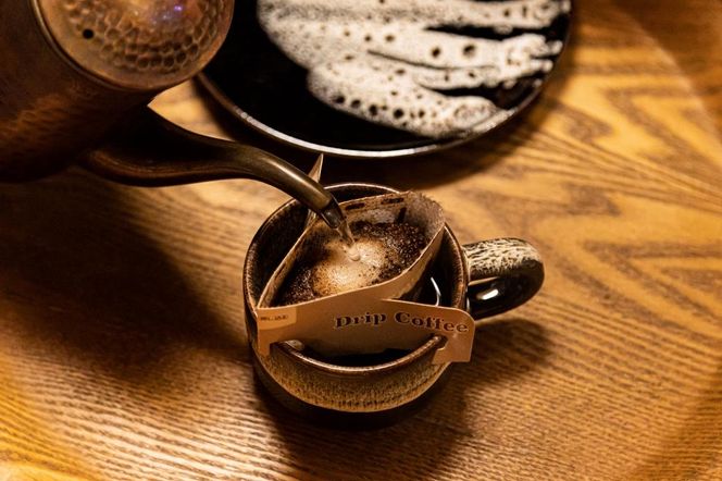 杜の都仙台 芳香ドリップバッグ 3種（計9パック）　【 飲料 ドリップコーヒー 飲み比べ ギフト 贈り物 コーヒーギフト 香り豊か トップグレード スペシャルティコーヒー オリジナルブレンド カフェインレス 】 041009_CM001
