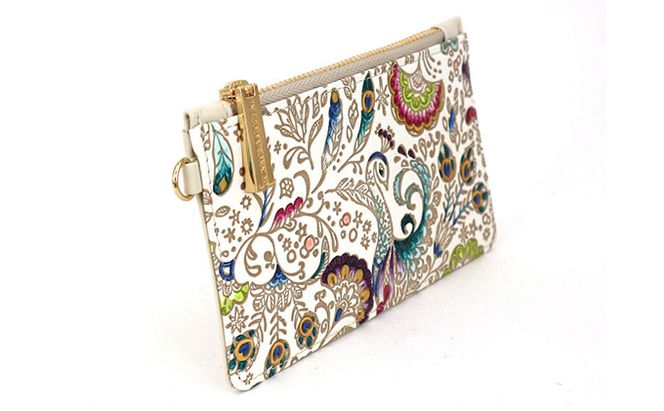 【文庫屋大関】すっきりカードケース　孔雀【皮革工芸品】 ファッション小物 雑貨 フラグメントケース 小銭入れ付き 収納 スマート 日本製 動物 鳥 クジャク 