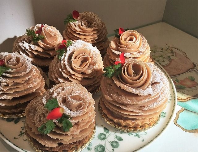 ごろっと幸せ一粒　薔薇の贅沢モンブラン 3個セット 栗 甘露煮 マロン スイーツ デザート 花びら バラ 薔薇 タルト ケーキ みりん 秋　H080-069