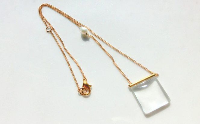 loupe necklace ネックレス パール1個 [Q]handmadejewely【ガラス シャープ ロング シンプル クール シャープ 可愛い ギフト プレゼント ハンドメイド ジュエリー 手作り  職人 上品 華やか  ドレス 大人の雰囲気  ラッピング 母の日 結婚式】