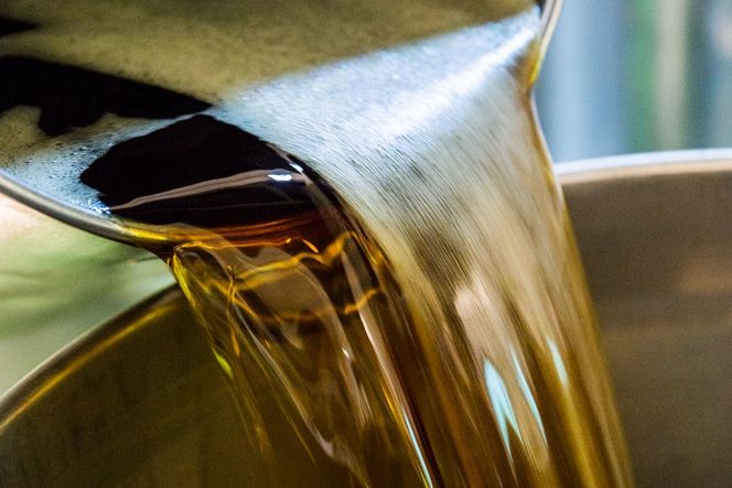 華密恋 薬用入浴剤1500mL 特大 [カミツレ研究所 長野県 池田町 48110806] カミツレン カミツレ 入浴剤 ボトル