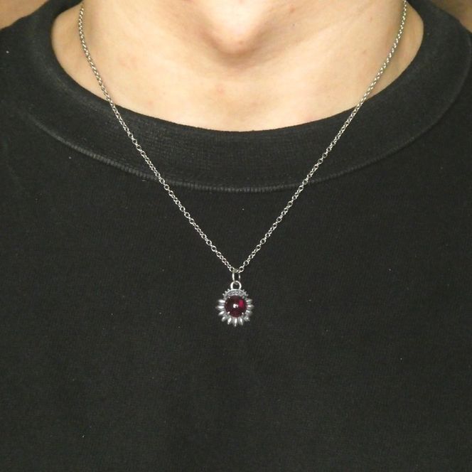 The Phantom Sun pendant ファントム サン ペンダント ｜ シルバー アクセサリー 太陽 モチーフ 925 ペンダントトップ ネックレス チャーム ジュエリー アクセ ファッション ハンドメイド 人気 シンプル ギフト プレゼント 年末年始 お中元 お歳暮 内祝い 快気祝い