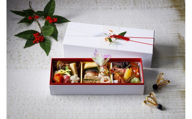 香川讃岐の地で79年の歴史。料亭二蝶のおせち料理「華」 一人前 372013_CY025