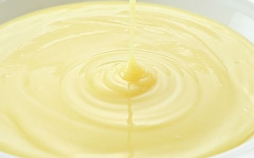 生ローヤルゼリーRN 約200g （ 約100g × 2個セット ） ローヤルゼリー 健康 栄養 タンパク質 炭水化物 脂質 必須アミノ酸 ビタミン ミネラル 非加熱 加工品 女王蜂 冷蔵