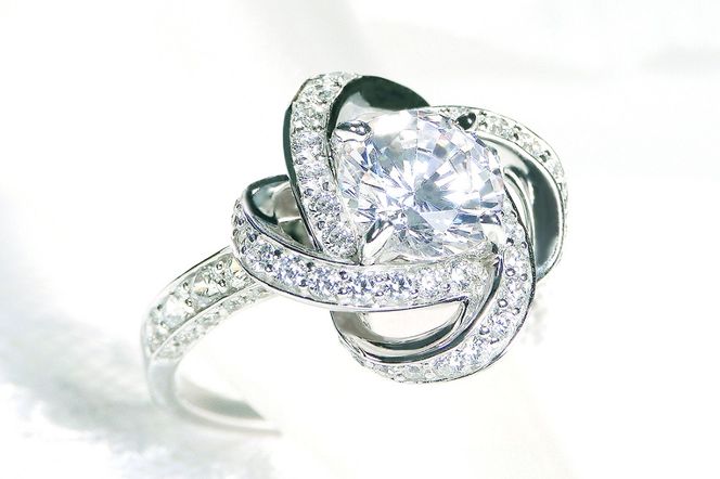 【鑑定書付】Pt950 センター 大粒1.4カラット【H-SI2-Good】ダイヤモンド リング【2.4ct】 CSR0224-pt SWAV074