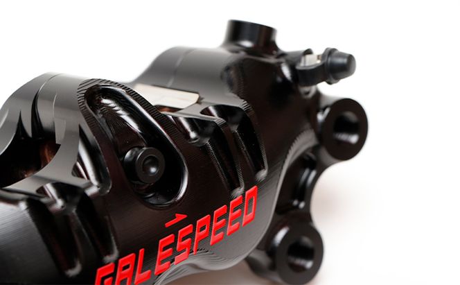 GALE SPEED エラボレート・フロント4Pキャリバー(アキシャル40mm) 右/チタンボルト仕様 ブラック バイク オートバイ パーツ 右キャリパー 