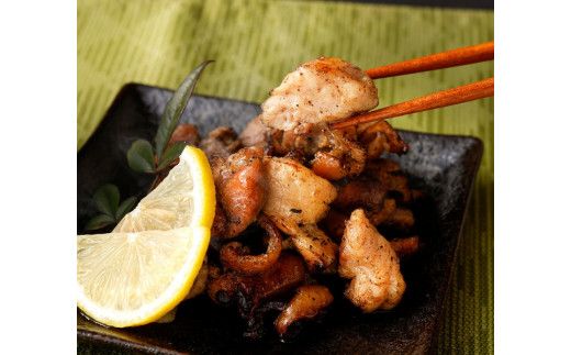 鶏の塩焼き・炭火焼 食べ比べ セット合計約1.1kg 各3パック 味付き 鶏肉 国産 お肉 調理済 真空パック おつまみ おかず 焼鳥 惣菜 家飲み 家呑み 晩酌 冷凍 宮崎県 九州 送料無料
