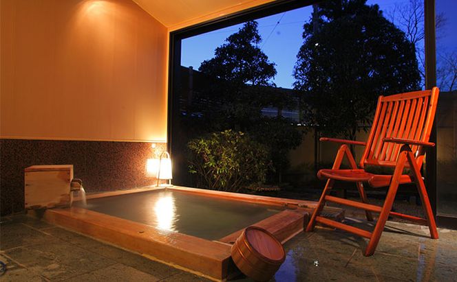 【能登半島地震復興支援】辰口温泉旅亭萬葉「露天風呂付メゾネットタイプ」ペアー宿泊券 旅行 チケット 