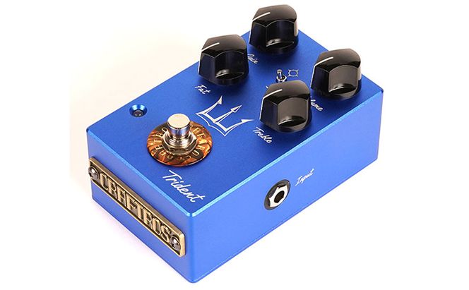 Trident CRAFTROS オーバードライブ ペダル エフェクター ギター 音楽 ローゲイン ハイゲイン 幅広い 調整 低音 カットスイッチ 