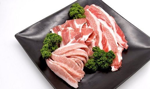 【002230】松阪豚 香味ダレ付 焼肉 セット 約800ｇ カルビ トウガラシ トントロ 松阪豚専門店 まつぶた ふるさと納税 豚肉 ポーク ぶた肉 キャンプ バーベキュー 焼き肉 三重 松阪 肉