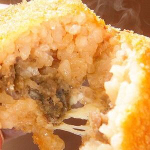 【ふるさと納税】おにころクロケット 但馬牛入りライスコロッケ 8個 90g×8個 合計720g 但馬牛 但馬 牛肉 チーズ ミンチ 和風ライスコロッケ ライス コロッケ 新温泉町産 コシヒカリ お米 米 特製だし 釜炊き 簡単調理 揚げ物 揚物 冷凍 兵庫県 新温泉町 送料無料