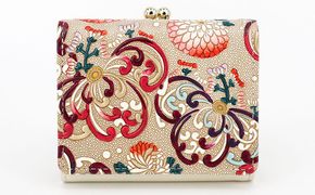 【文庫屋大関】三つ折りミニ財布　乱菊（赤紫）【皮革工芸品】 ファッション 小物 民芸品 お札 カード 小銭 手のひらサイズ コンパクト 大人かわいい 牛革 手作り 国産 