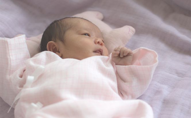 PGガーゼ　ベビー肌着セット 60cm　小花 ベビー用品 ピンク 花柄 女の子 赤ちゃん 短肌着 コンビ肌着 裏始末 サイズ調整 股下ホック 肌に優しい 