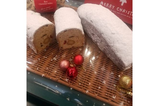 本場ドイツの味！熟成シュトーレン 毎日が特別な日に変わる、ブーランジェリータカタの「手作りシュトーレン」1本　BT00034