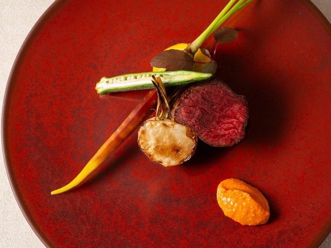 マースガーデンウッド御殿場 ペアご宿泊券 別館デラックス 2食付き