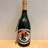 日本酒 初亀 大吟醸 愛 720ml 地酒 お酒 ギフト プレゼント 贈答 贈り物 祝い 記念日 静岡県 藤枝市