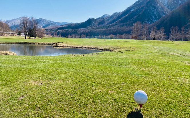 【2026～2027年度シーズン期間利用可能】ゴルフコース 一般全日4名様プレー券 1R北コース18ホール 空知川ラベンダーの森 北海道 富良野市 芦別市