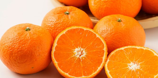 訳あり 森本農園の手選別 津の輝 約2kg 和歌山県産 サイズ混合［北海道・沖縄・離島配送不可］［RN149］ 303446_DJ90149