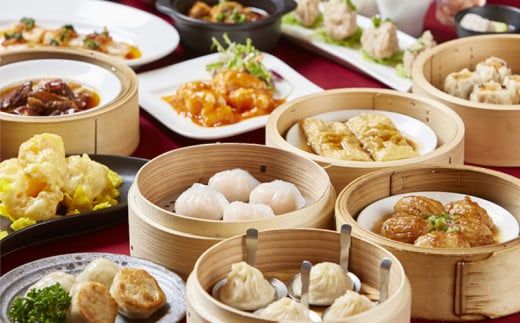 ココガーデンリゾート　1泊2食付きペア宿泊券＆リラクゼーションエステ