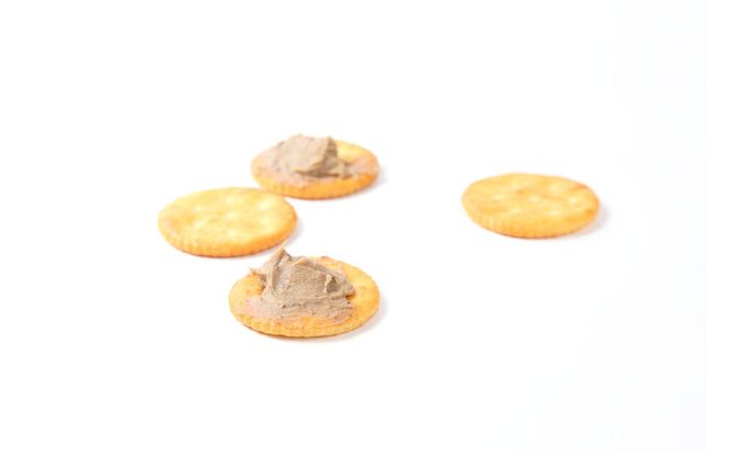 熟成黒にんにく入り クリームチーズディップ110ｇ 372013_KE018