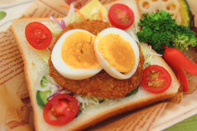 メンチ カツ 550g×2袋 計1.1kg 20個 [超冷 宮城県 気仙沼市 20566293] メンチカツ メンチ めんちかつ めんち 揚げ物 カツ かつ 惣菜 おかず お弁当 冷凍