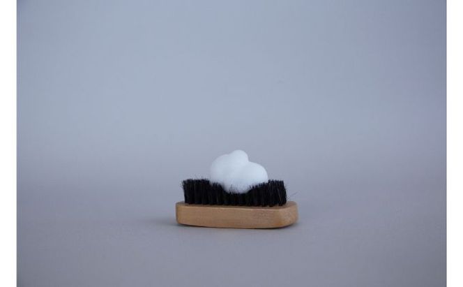 靴磨き レザーシャンプー Leather-shampoo ケア用品 レザーケア レザー 革 革靴 革製品 クリーナー ナチュラルオイル配合 しっとり ゆず せっけん 香料 