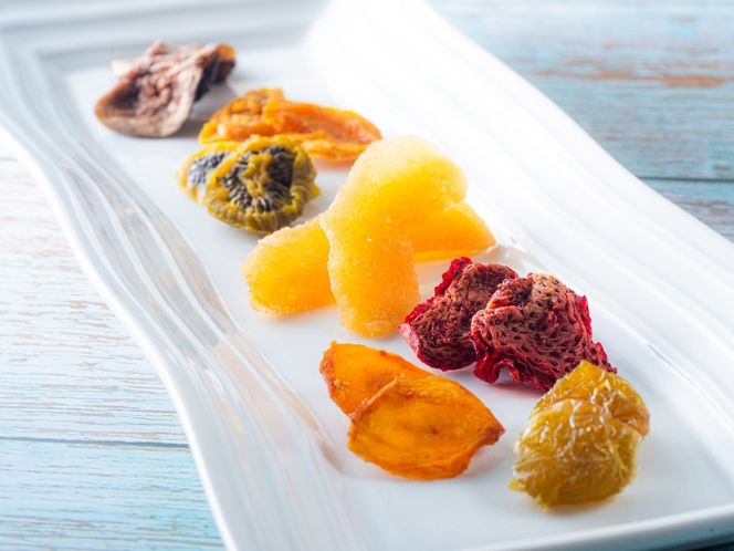 【高級デザートフルーツ】無糖、無添加で、糖度は生果実の約6倍！純甘セミドライフルーツ「果のまま」と詰め替え用2パック ワカショク【スイーツ】-[G296]