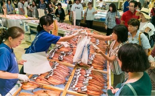 【魚太郎知多本店】商品券1万円分 魚太郎 ふるさと納税 海鮮 刺身 干物 ひもの バーべキュー 愛知県 美浜町※ゆうパックにて配送 ※2025年10月より利用方法が変わりました 〇