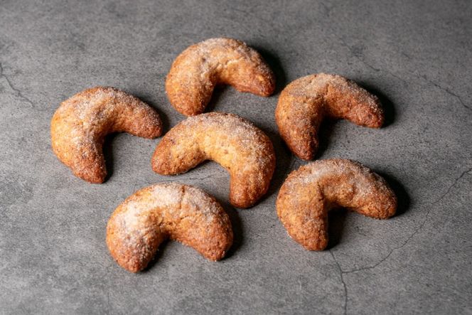 菓子 宝達葛と「農家にしの」の自然栽培米を使ったバニレキプフェル2枚/袋 [西洋郷土菓子あいりす 石川県 宝達志水町 38600934] お菓子 洋菓子 おかし スイーツ 焼き菓子 おやつ クッキー 米粉クッキー