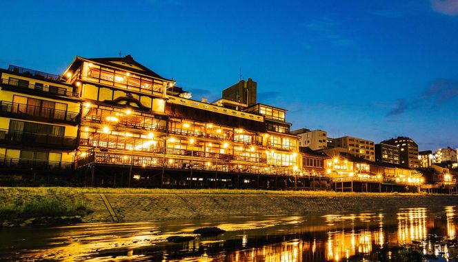 【季節限定】レストラン ルアン 天空テラスディナーペア食事券｜京都木屋町 鮒鶴 人気リゾート フレンチ 食事券［ フレンチ 天空テラス ディナー コース料理 食事券 2人 美食 グルメ 人気 おすすめ 記念 お祝い ホテル 旅行 観光 食事 ふるさと納税 ］ 261009_A-LU006