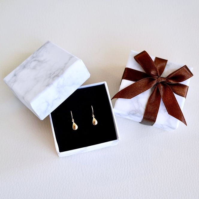 K18(18金) イエローゴールド 地金 雫 ピアス ティアドロップ ツユ形 フックタイプ シンプル 保証書付 KO-0067 242-028-a