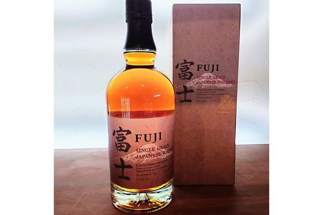 銀明師（純米）・シングルグレーンジャパニーズウイスキー富士セット ◇【お酒　日本酒　アルコール　キリン　ウイスキー　国産】 ※着日指定不可