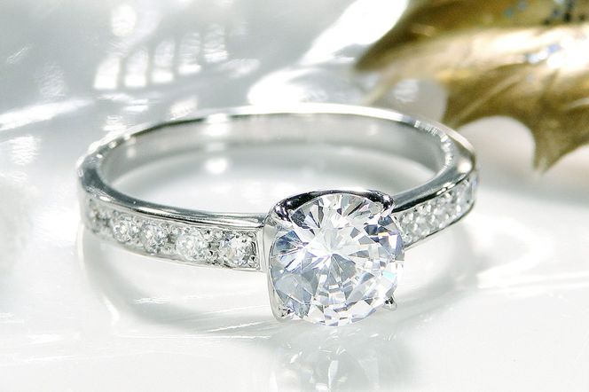 【中央宝石研究所鑑定書付】pt950 Hカラー ダイヤモンド リング【1.18ct 】 CSR0152GSI2 SWAV049