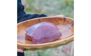 天然ジビエ肉（冷凍）ブロック肉 1kg(シカ肉)【クール便】/ジャーキー シカ ペット フード  肉鹿 おやつ  犬用 ドッグフード 生肉【wmk946-gibi-block】