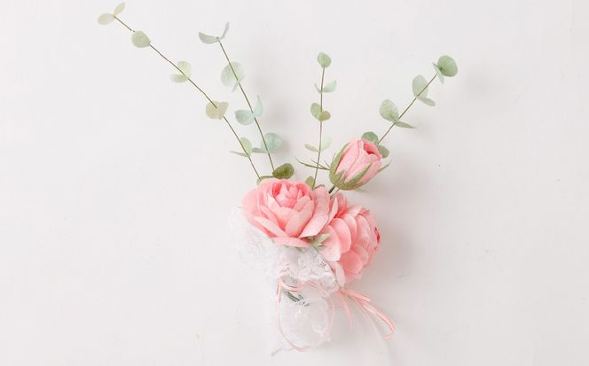 【まゆ玉から生まれる花 まゆ花（別名：シルクフラワー）】 まゆ花アレンジメント バラの花3本とユーカリリーフ4本 A4217