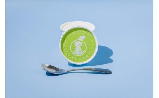 【定期便 9回】 小田原産江之浦ジェラート６種（みかん、湘南ゴールド、ブルーベリーミルク、いちごミルク、キウイヨーグルト、甘夏ヨーグルト）120mlカップ各２個合計１２個 142069_GJ088