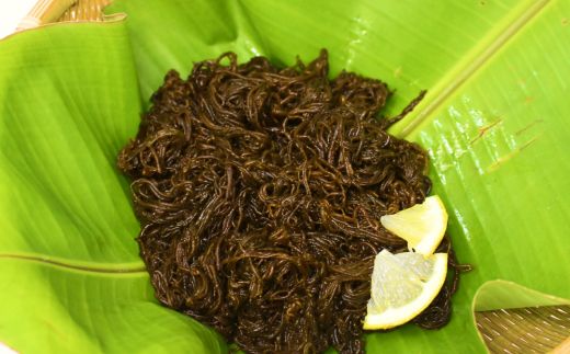 海市水産から直送する「うるまの太もずく約3kg【塩蔵】」沖縄もずく