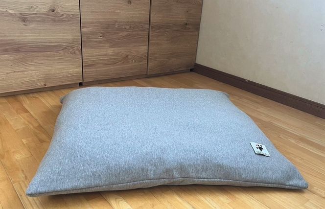 【たっぷり!!リアルダウン使用】大きめ! ペット用 羽毛クッションセット ペットベッド 犬や猫が大好き!! H162-049