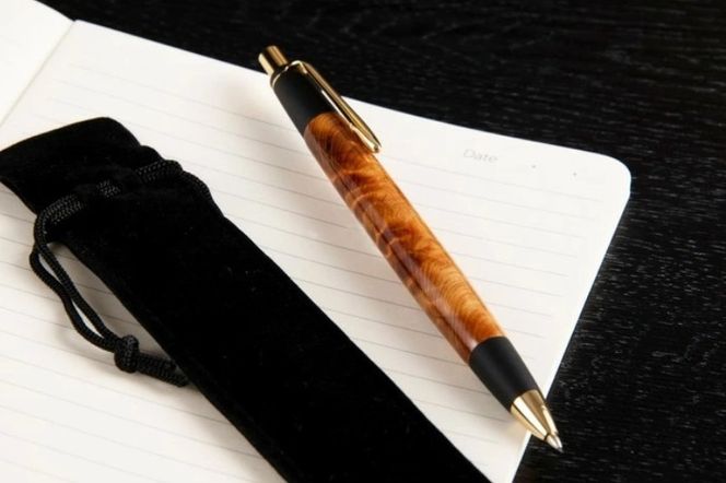 天然屋久杉シャープペンシル(0.5mm)1本 〈 ペン 文具 文房具 シャーペン 木軸 雑貨 ギフト 贈答 プレゼント 記念 工芸品〉 