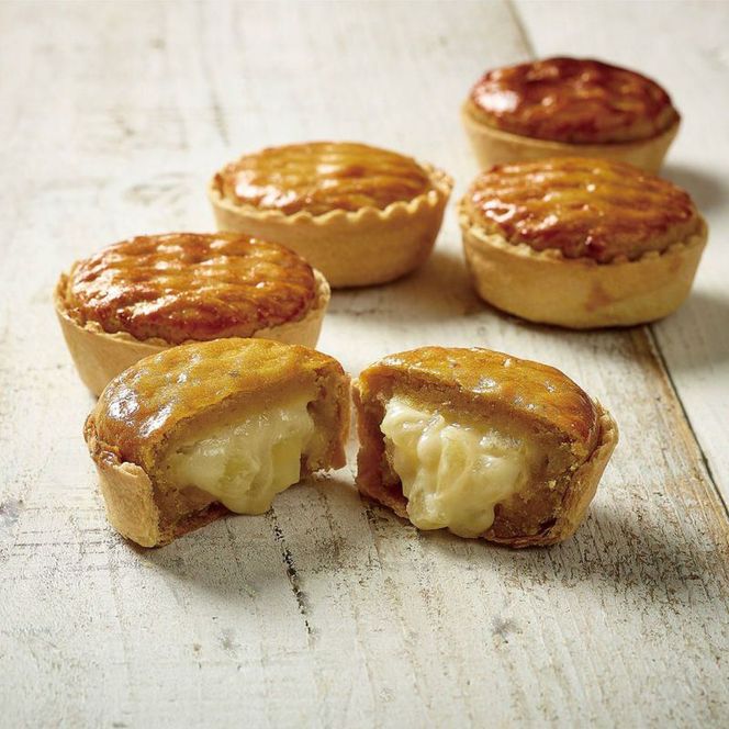 【3ヶ月定期便】らぽっぽファーム【工場直送】窯出しポテトアップルパイ（4個入）|りんごパイ 焼き菓子ギフト さつまいもスイーツ ご褒美 お菓子 内祝 健康 おやつ（CQ-76）