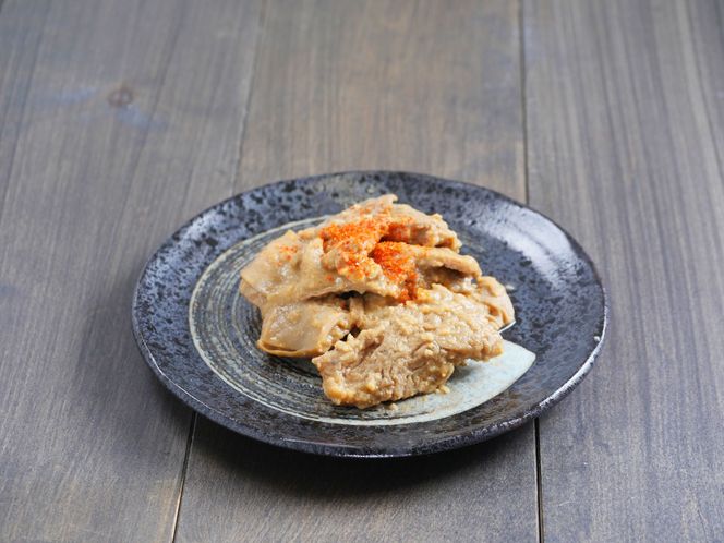 信州味噌 馬もつ煮（おたぐり）200g×4 信州セキュアフーズ | もつ煮 もつ 馬 馬肉 お肉 冷凍 真空パック 小分け 郷土料理 おたぐり 馬のもつ煮 伊那 長野 信州【010-d8】