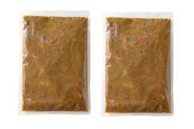 チキンカレー 2kg (1kg×2袋)【冷凍】簡単調理 レンジ調理 湯煎 [スパイシー レンチン 野菜 肉 旨味 宮城県 利府町 みやぎ保健企画セントラルキッチン]|06_mhc-030201