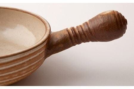 【年内発送】アヒージョ 鍋 小 （ 焦げ白 ） 《糸島》【窯元ろくろ /浅見大輔】 食器 調理器具 直火 オーブン [AUJ001]