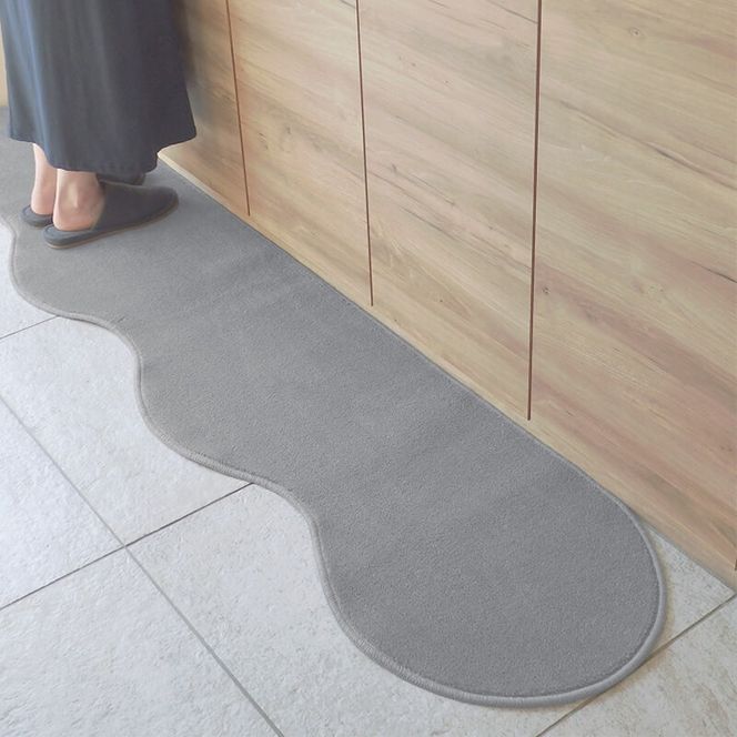 diw0002 北欧風キッチンマット ラグマットタイプ 45×150cm ピーナッツ型 シルバーグレー 抗菌防臭 SEK 織人しきもの屋工房